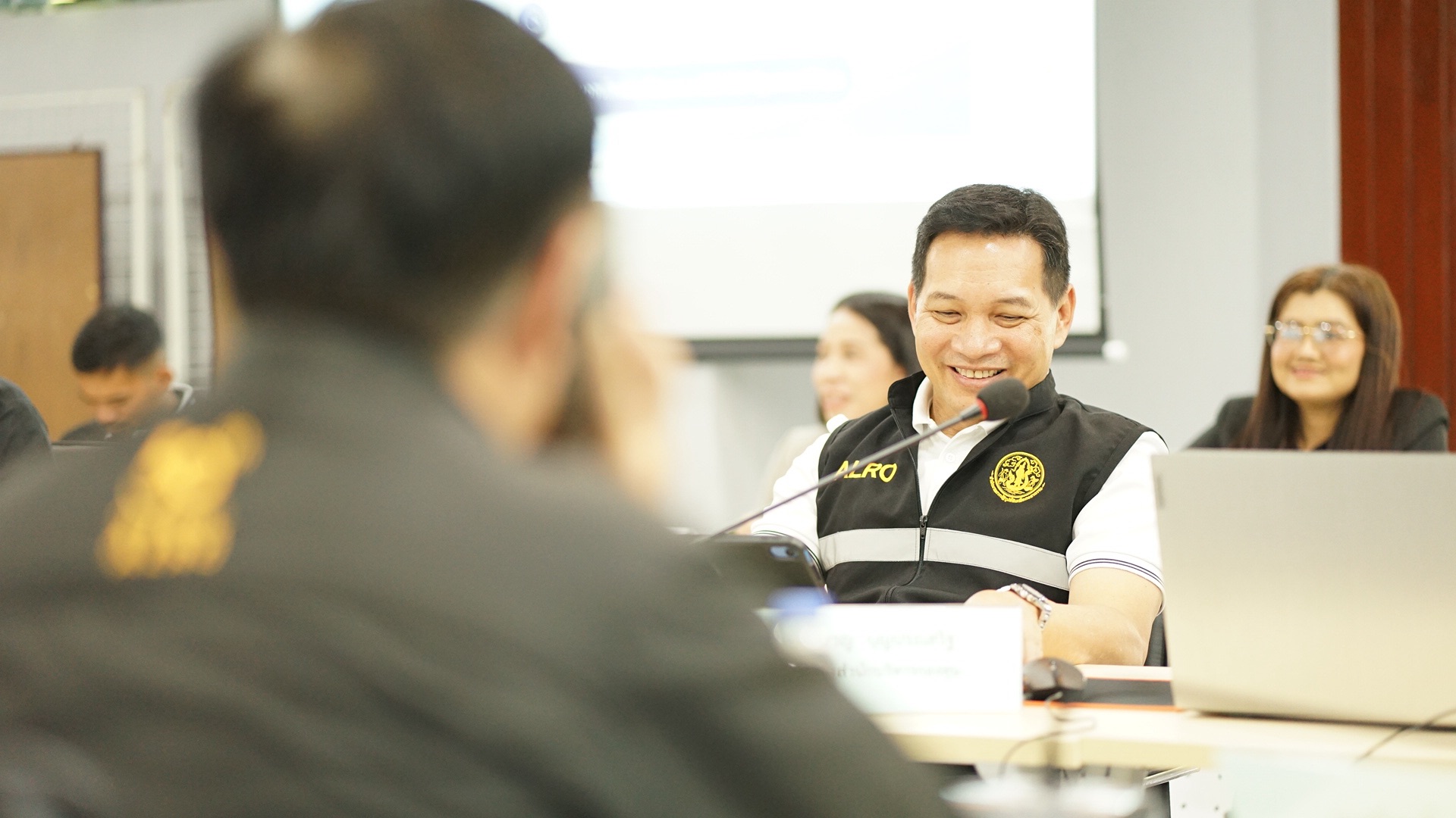 title - เลขาธิการ ส.ป.ก. ประชุมติดตามผลการดำเนินงาน และการใช้จ่ายงบประมาณ ประจำปีงบประมาณ พ.ศ.2569 ของภาคใต้ 